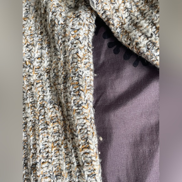 Chunky pointelle wool blend sweater - Picture 8 of 9